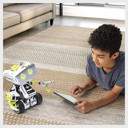 Meccano M.A.X Review: One of the Best Interactive Robot Toy